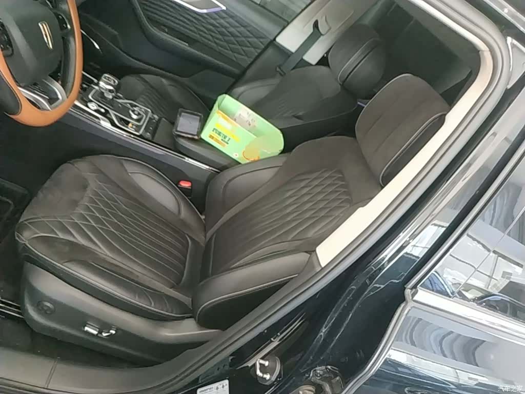 Hongqi HS5, 2023 15