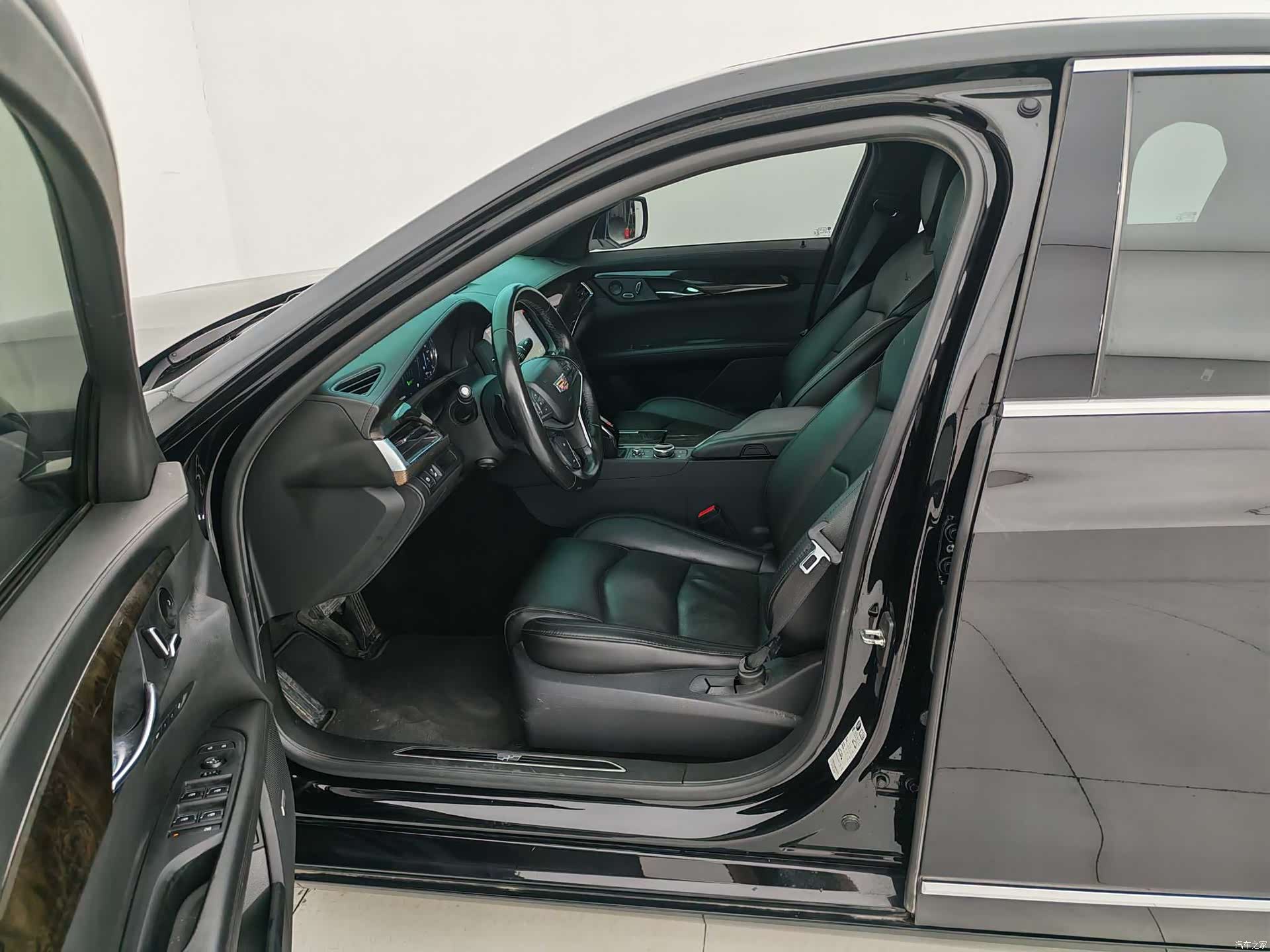 Cadillac CT6, 2021 10