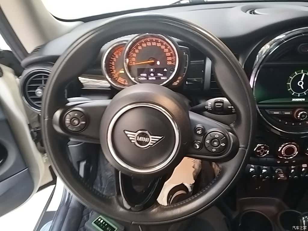 Mini Cooper, 2019 11