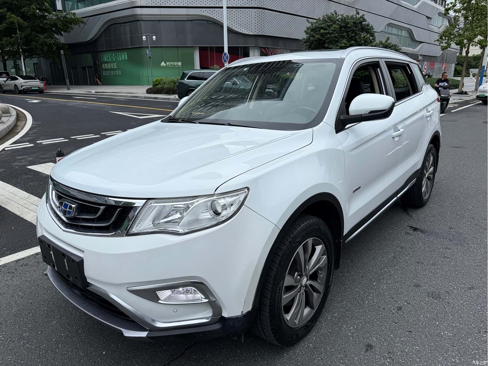 Geely Boyue, 2017 1