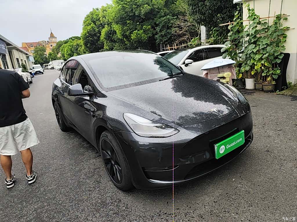 Tesla Model Y, 2024 4