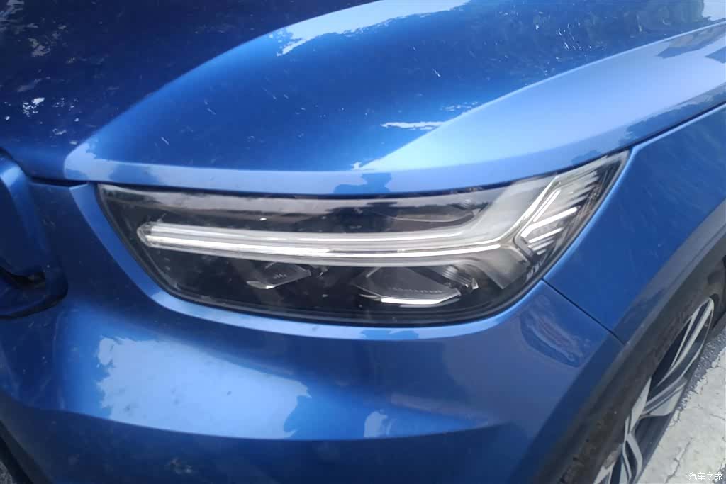 Volvo XC40, 2021 все фото
