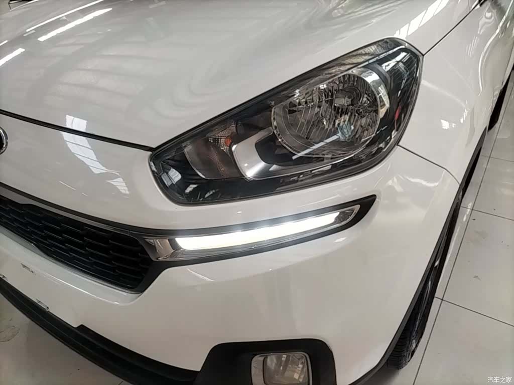 Kia KX3, 2016 24