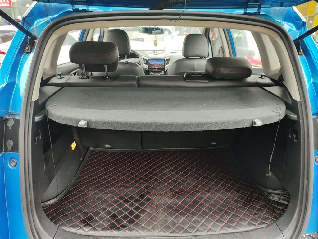 Changan CS15, 2016 15