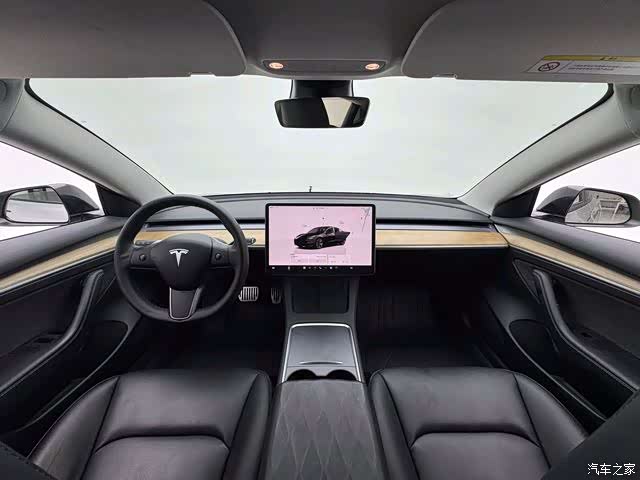 Tesla Model 3, 2022 3