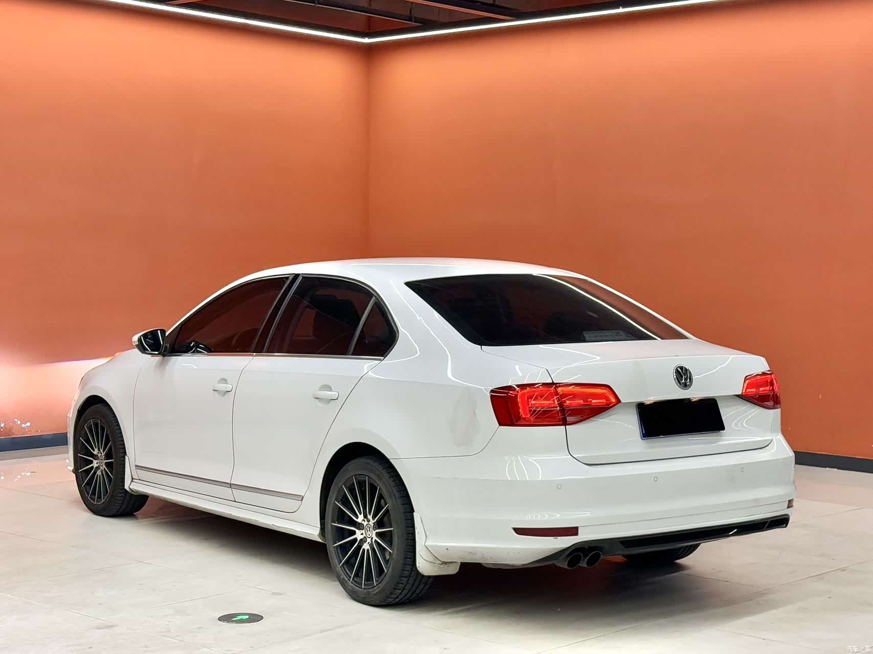Volkswagen Sagitar, 2018 11