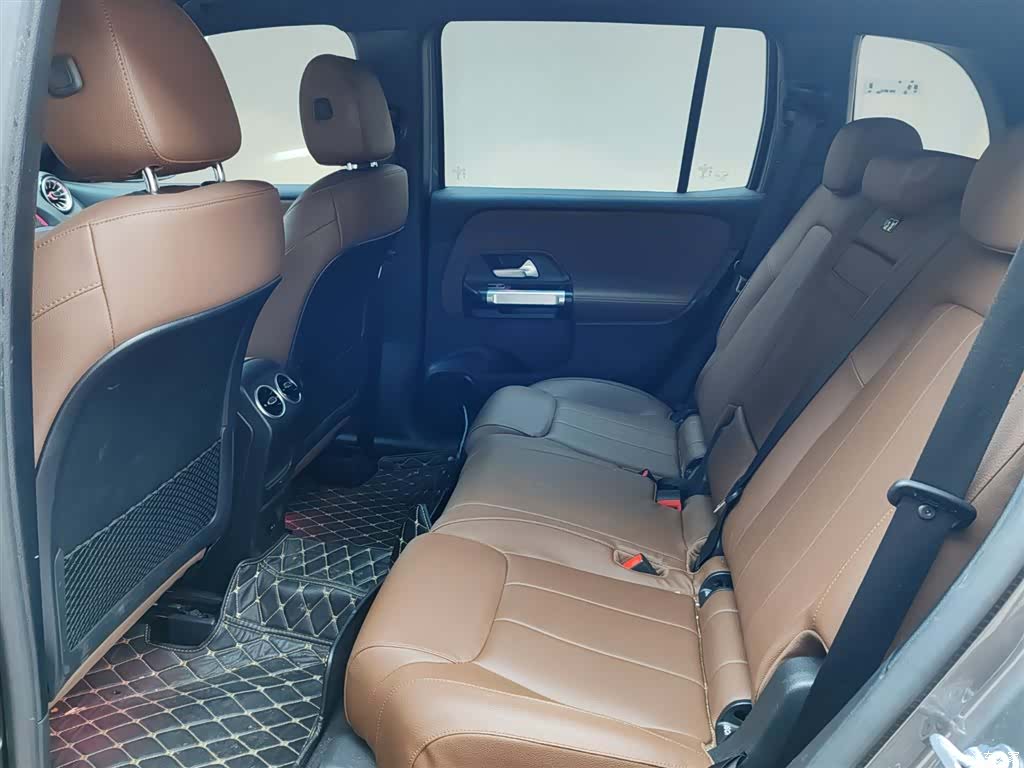 Mercedes-Benz GLB, 2023 17