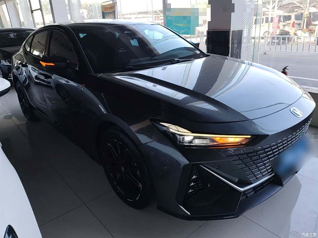 Changan UNI-V, 2024 4