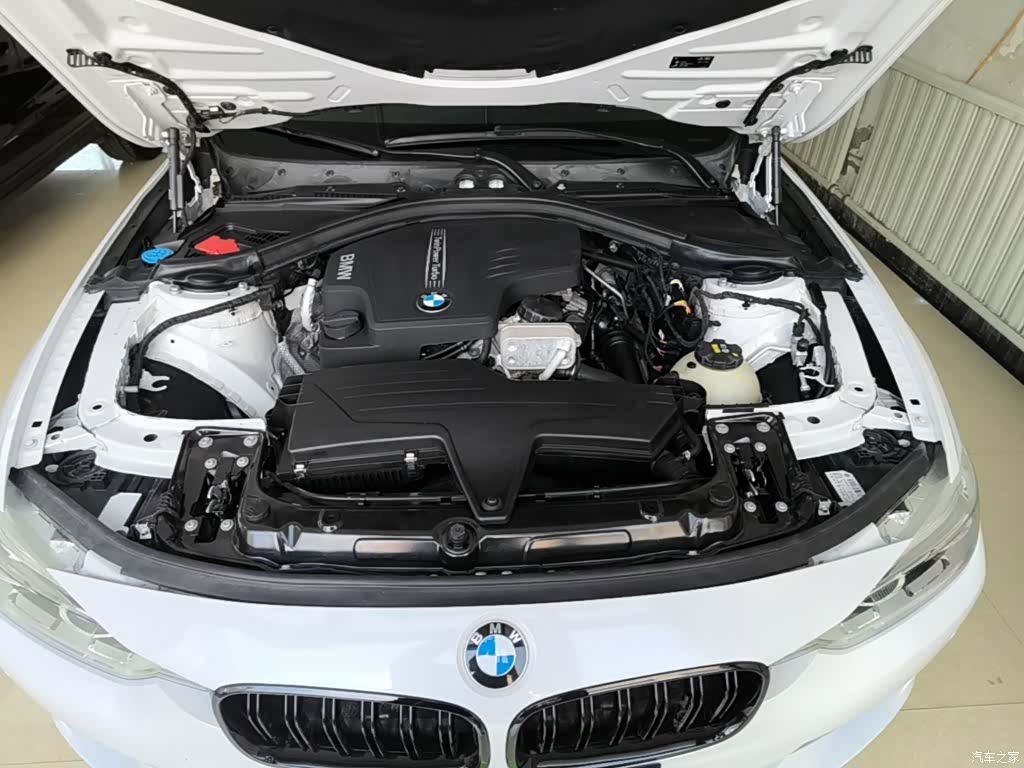 BMW 3 Series, 2016 16