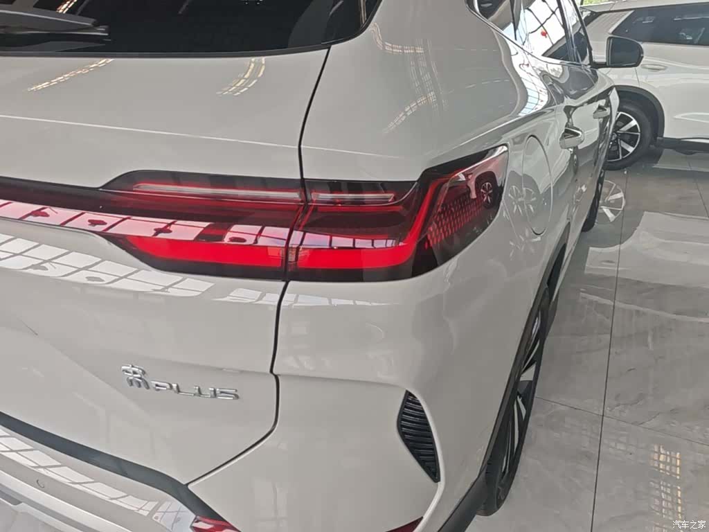 BYD Song, 2024 8