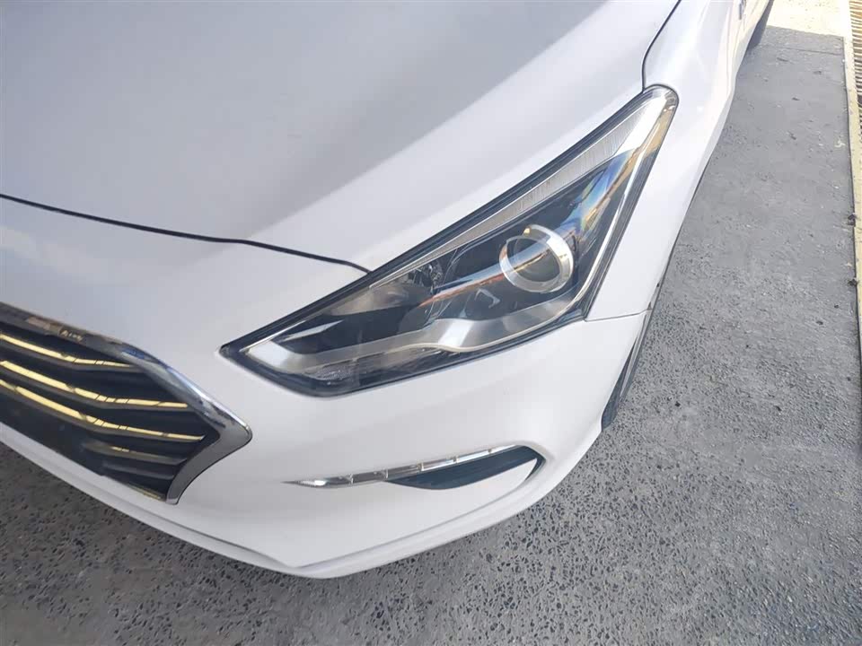 Hyundai Name picture