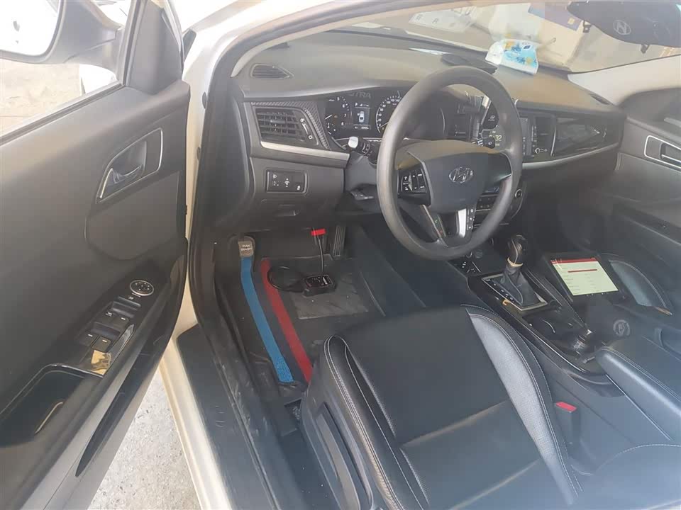 Hyundai Name picture