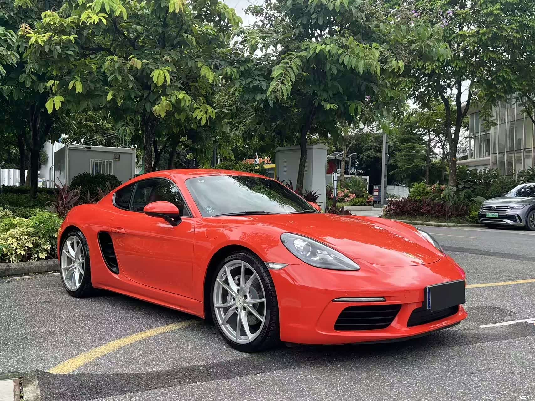 Porsche Cayman, 2019 3