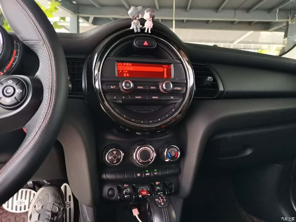 Mini ONE, 2017 13