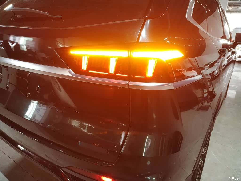WEY DHT, 2022 8