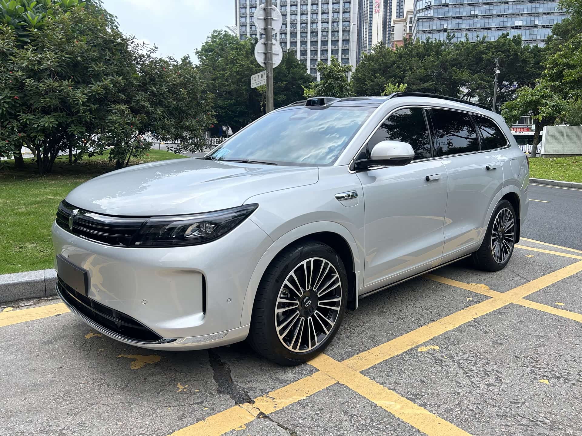 AITO M7, 2024 1