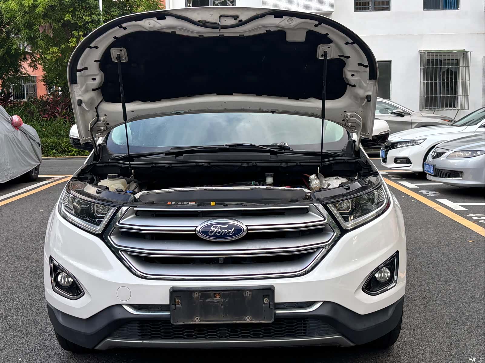 Ford Edge, 2015 16