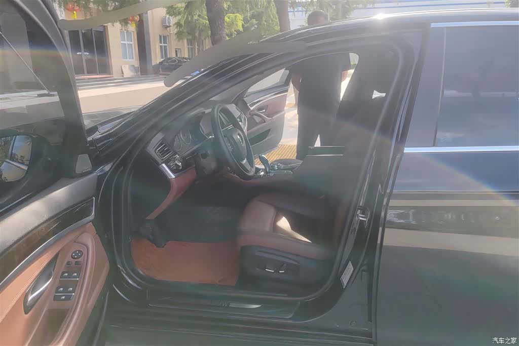 BMW 5 Series, 2016 9