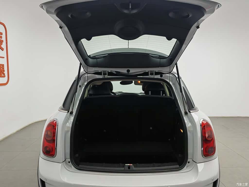 Mini Countryman, 2015 16