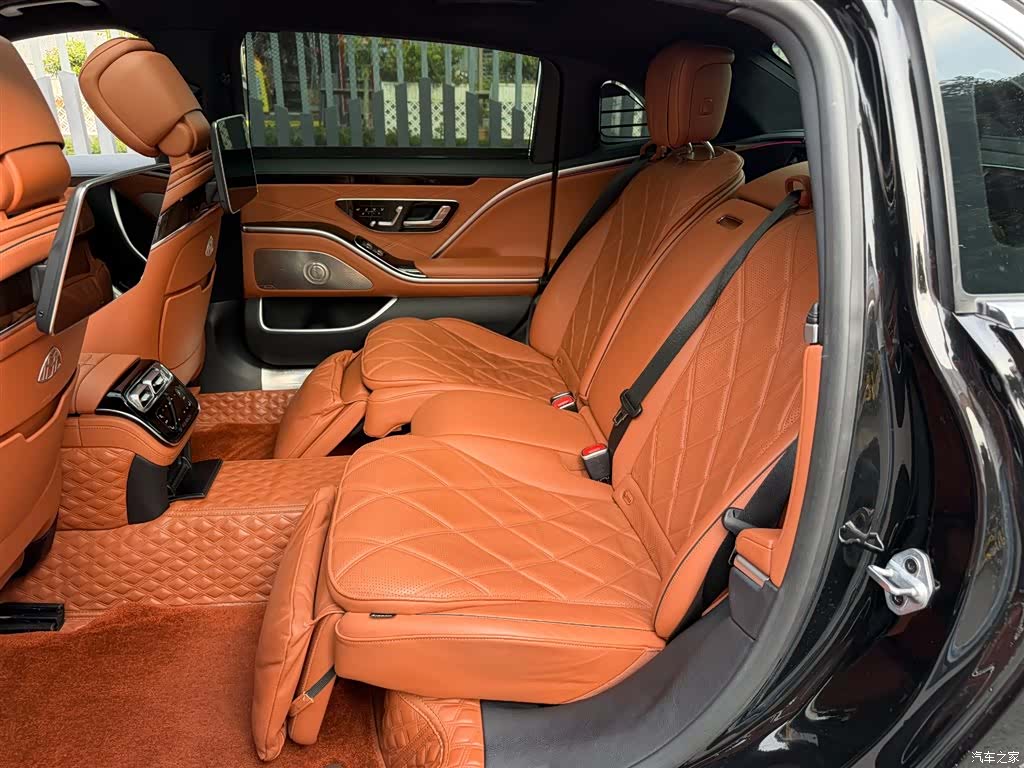 Maybach S-Class, 2021 10