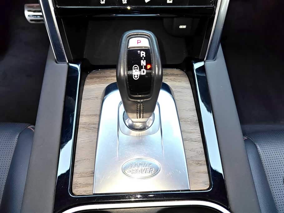 Land Rover Discover sports