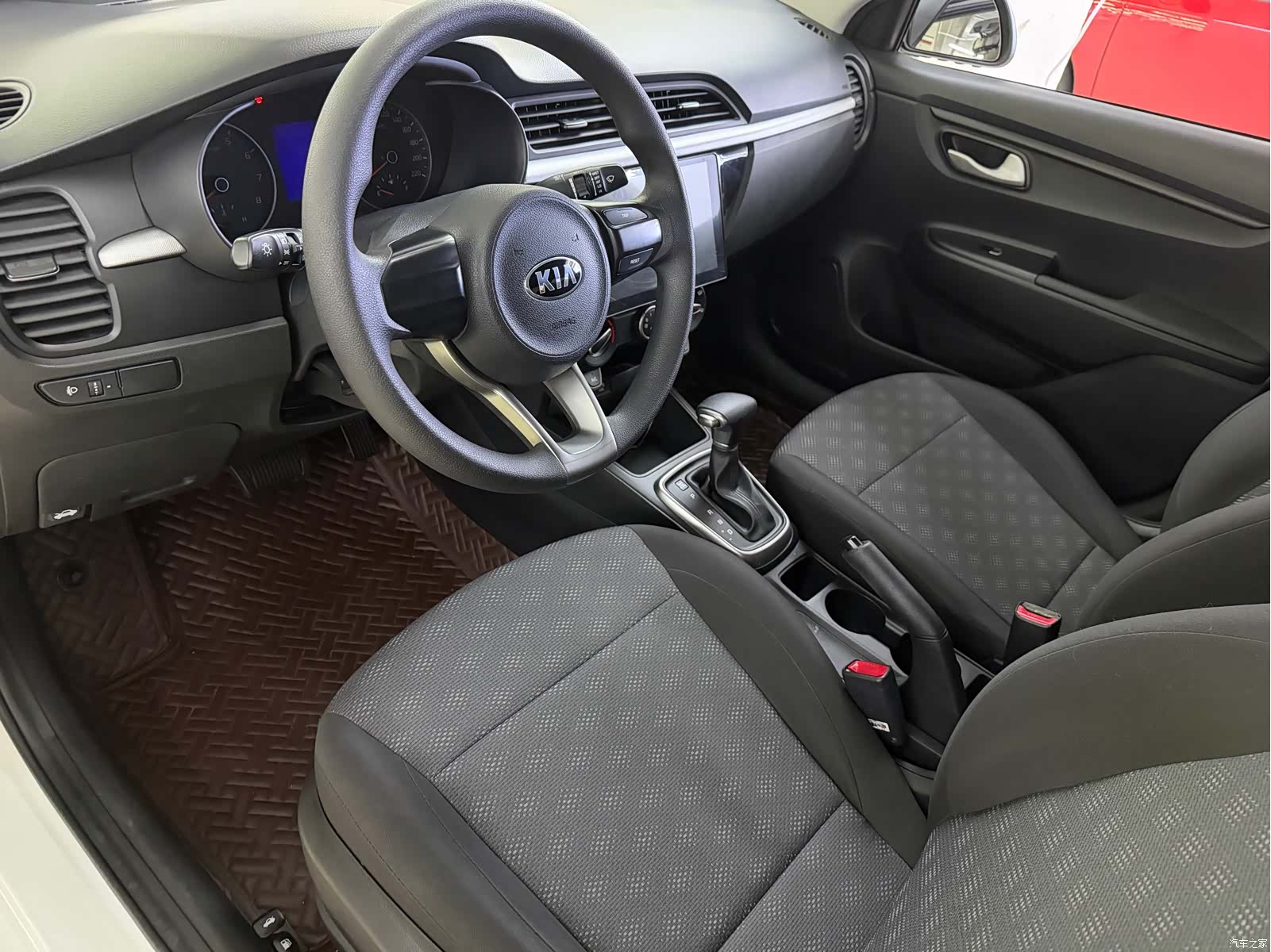 Kia K2, 2018 3