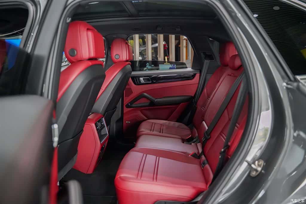 Porsche Cayenne, 2021 13