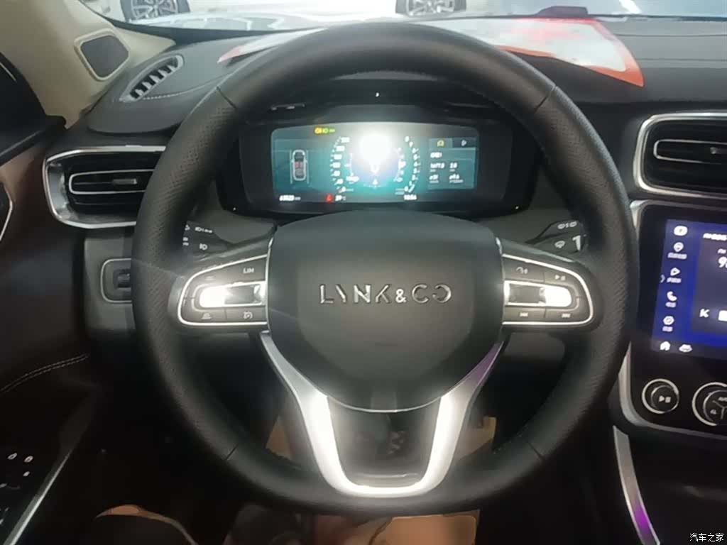 Lynk & Co 01, 2020 11