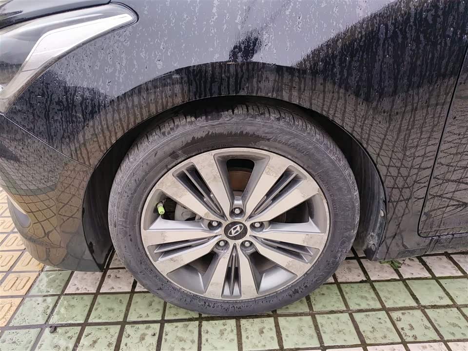 Hyundai Name picture