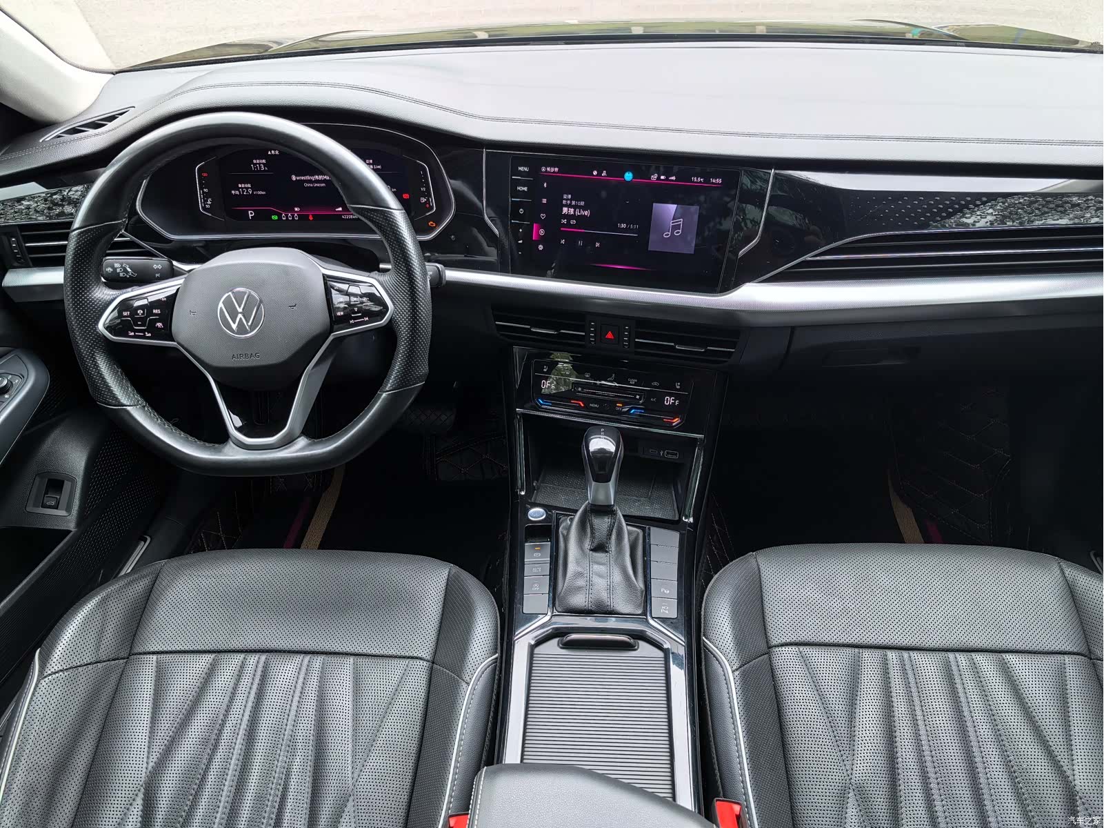 Volkswagen Passat, 2022 11