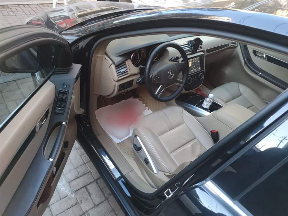 Mercedes-Benz R-class