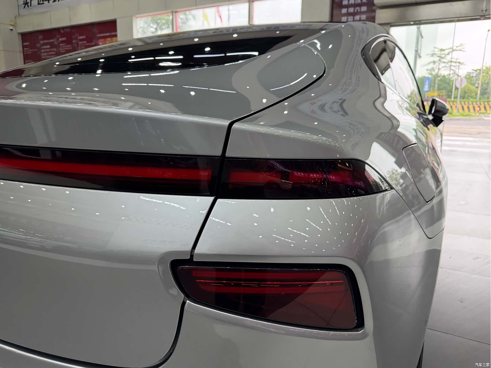 Xpeng P7, 2021 7