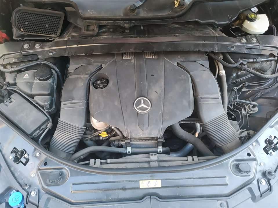 Mercedes-Benz R-class