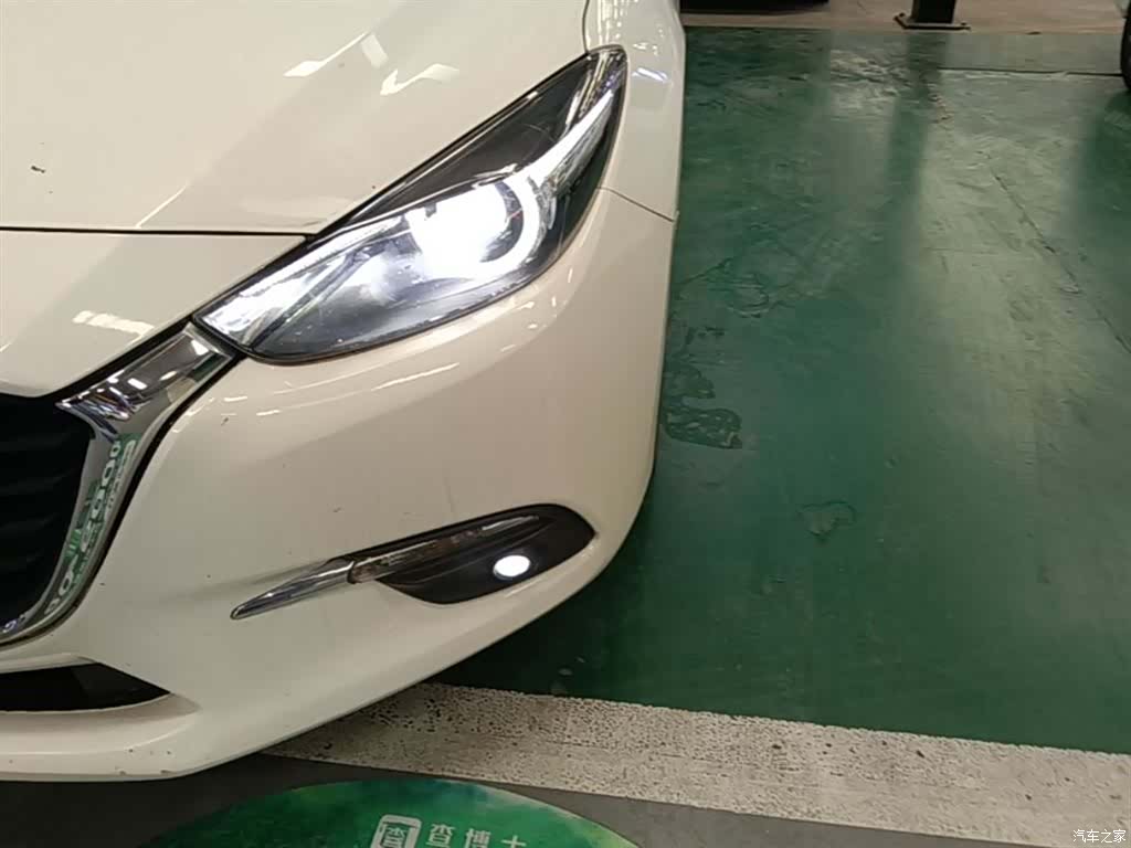Mazda Mazda3, 2018 24