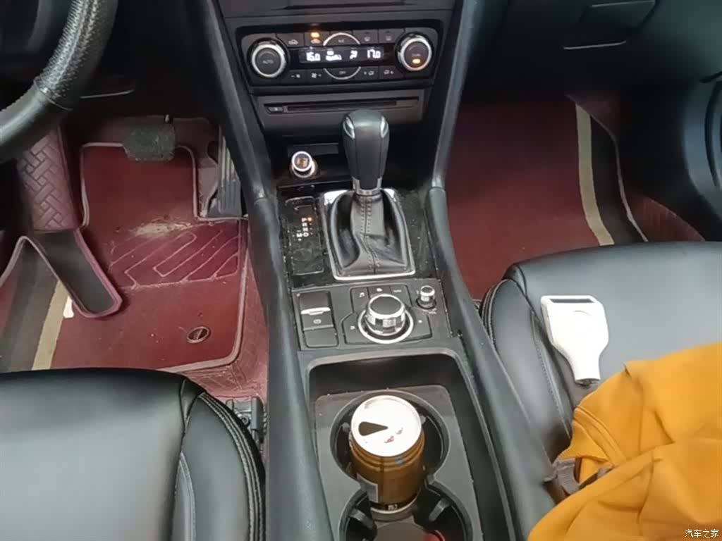 Mazda Mazda3, 2018 14