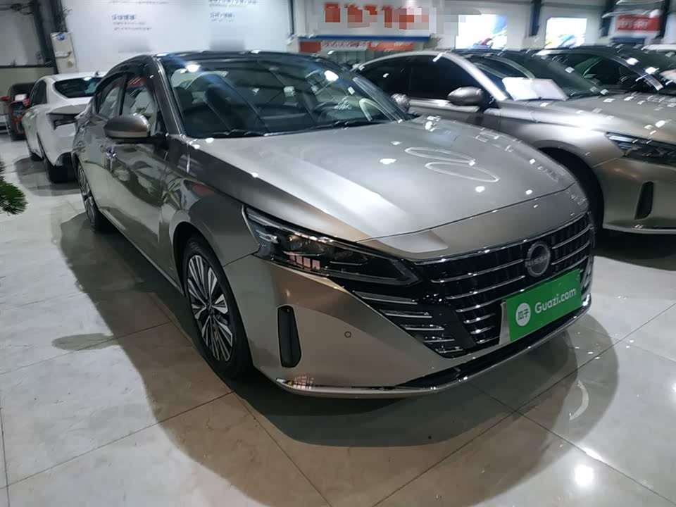 Nissan Teana