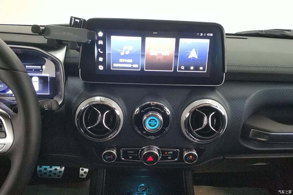 BAIC BJ40, 2024 13