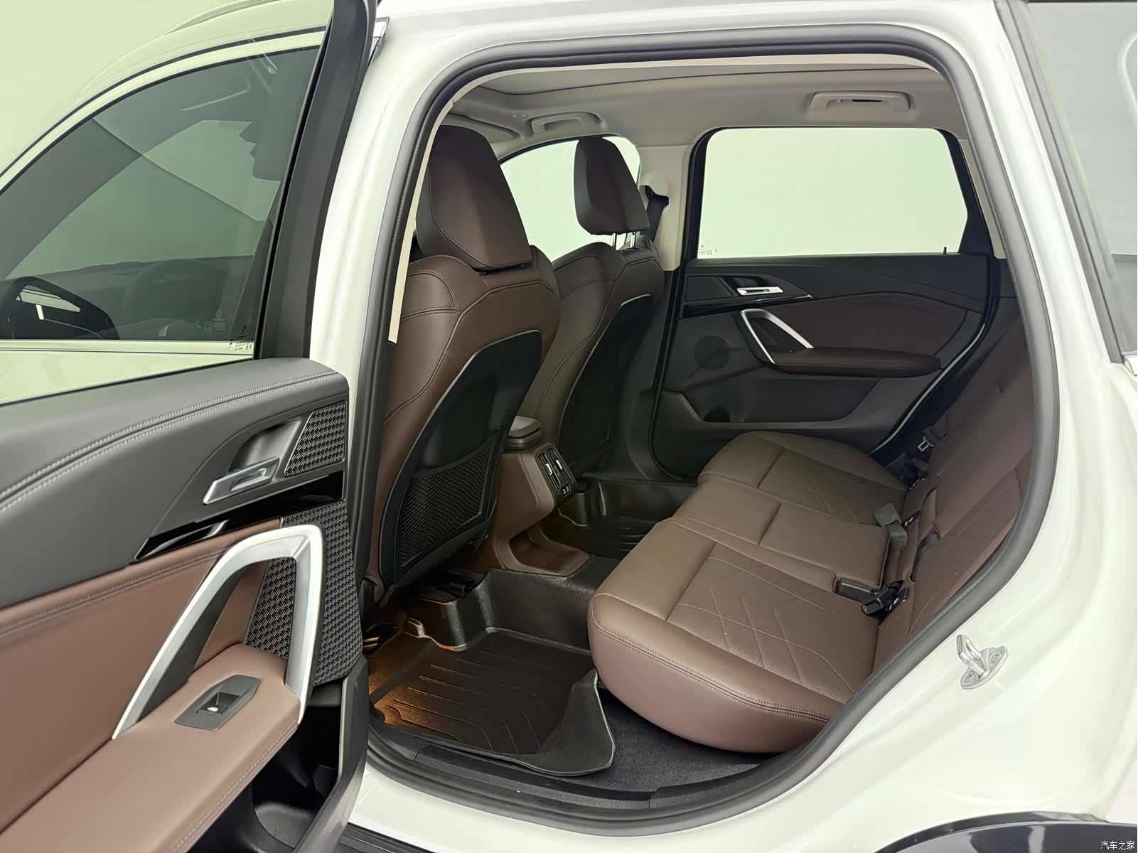 BMW X1, 2023 9