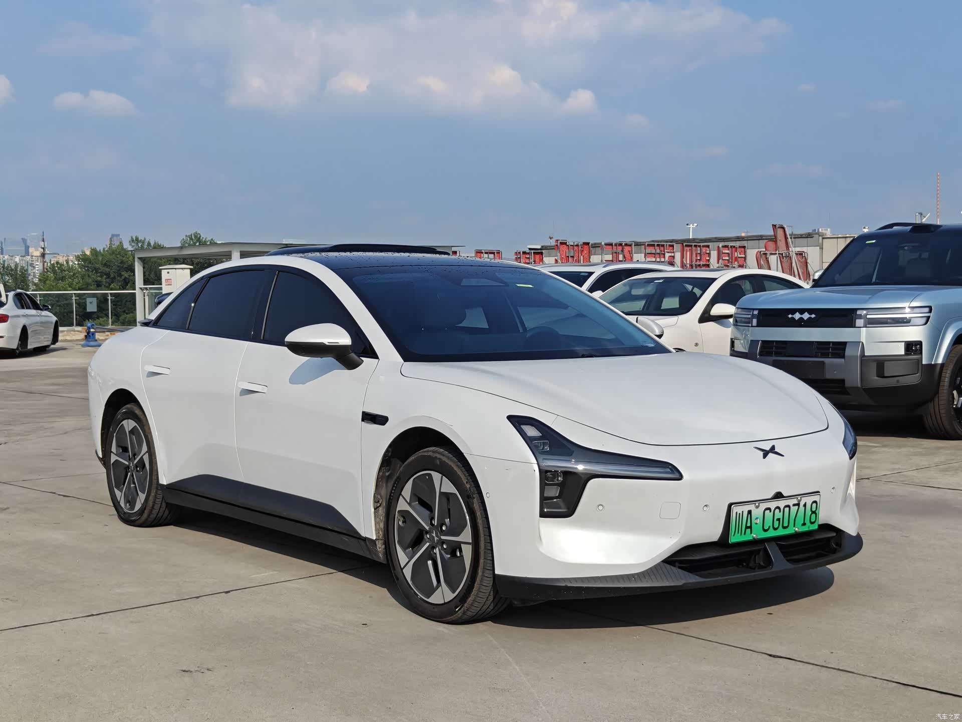 Xpeng Mona M03, 2025 3