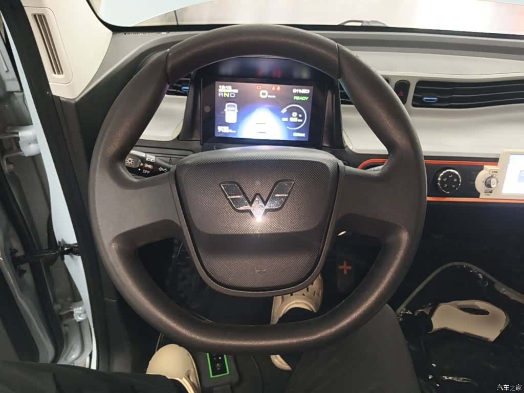 Wuling MINIEV, 2022 11