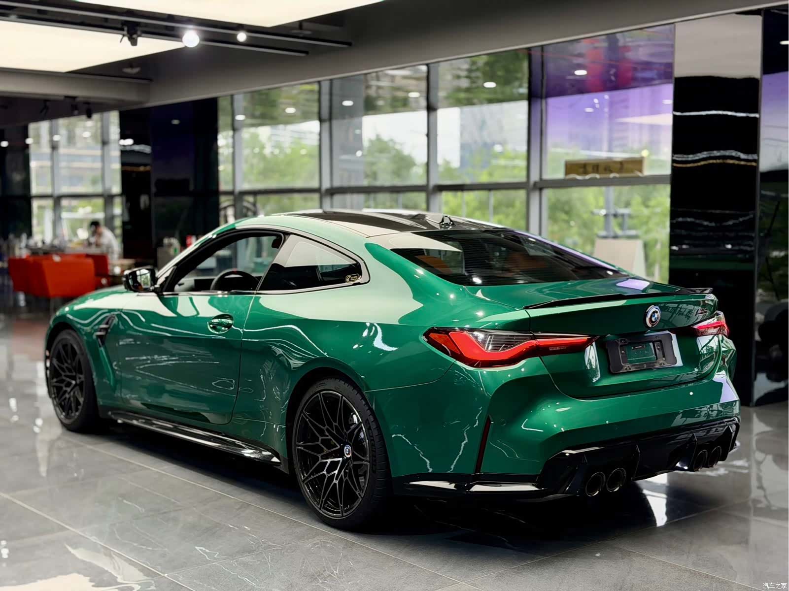 BMW M4, 2023 все фото