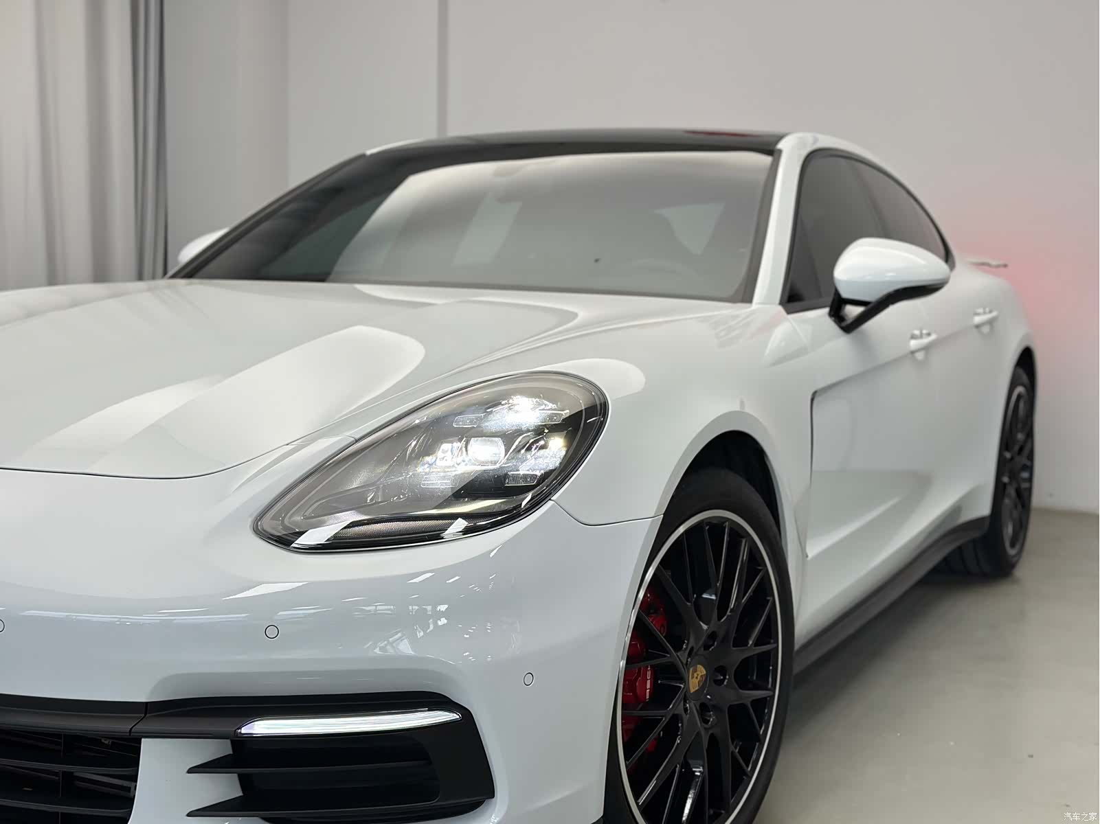 Porsche Panamera, 2018 4