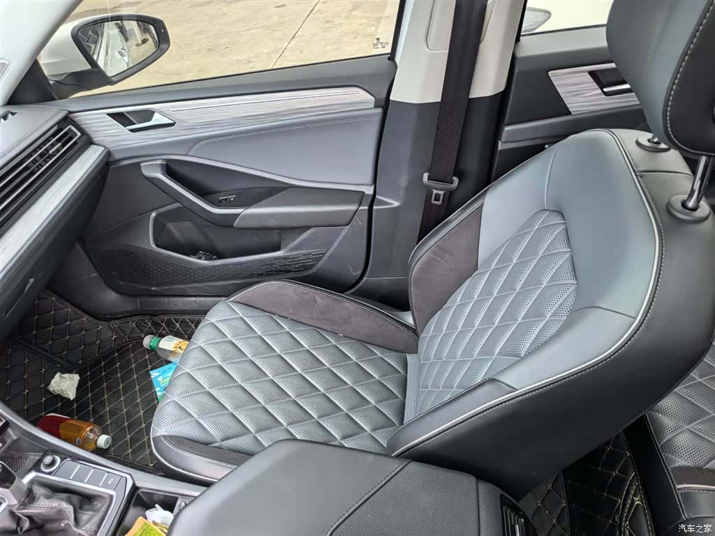 Volkswagen Sagitar, 2024 12