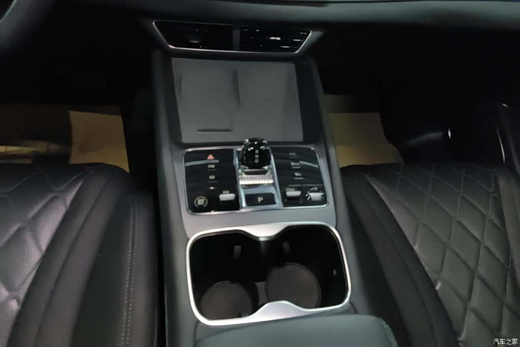 BYD HiAce, 2026 16