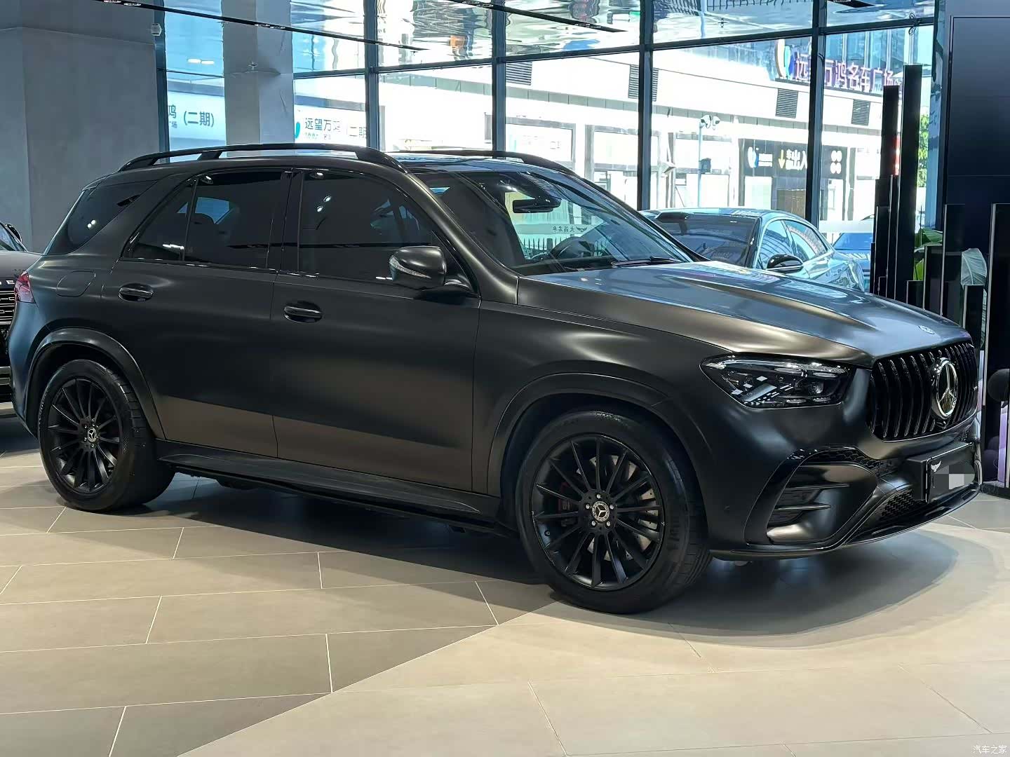 Mercedes-Benz GLE, 2024 2