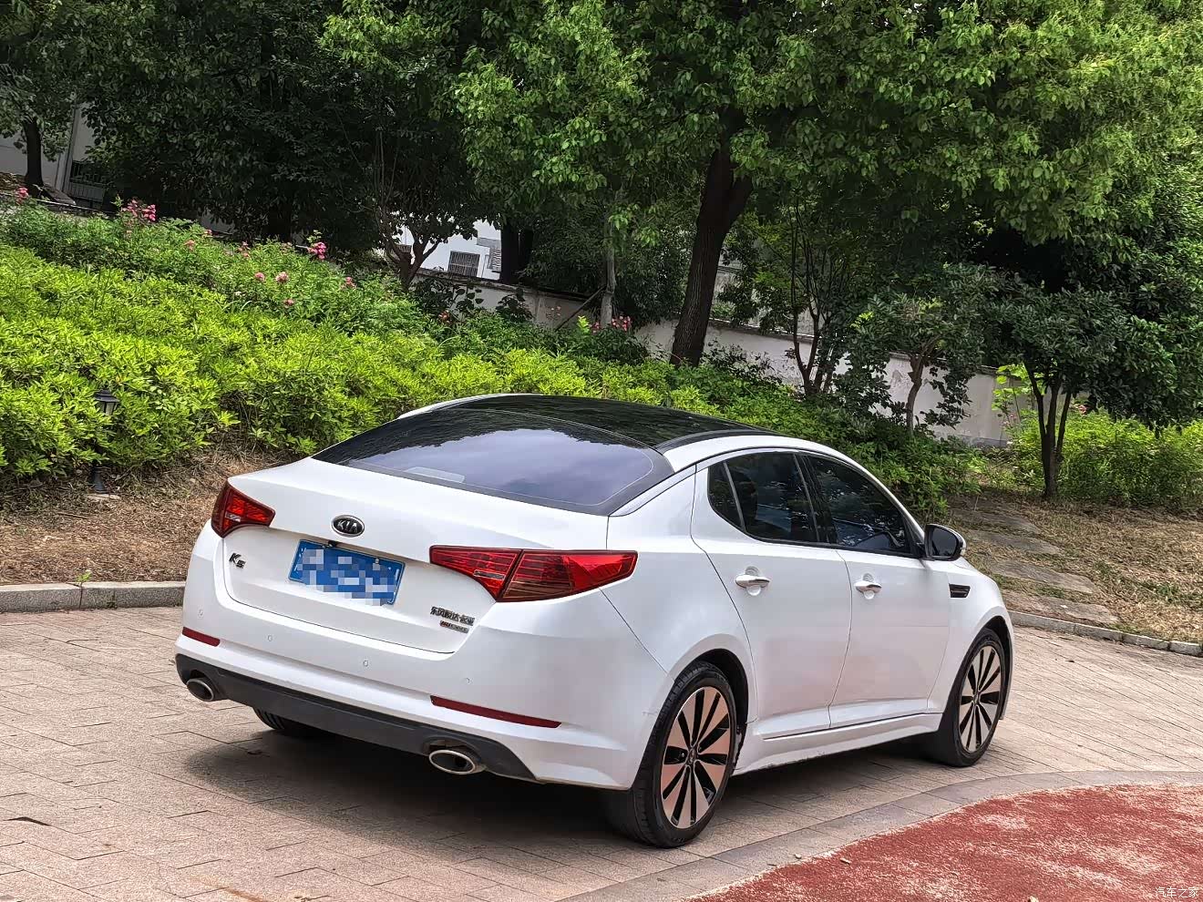 Kia K5, 2013 4