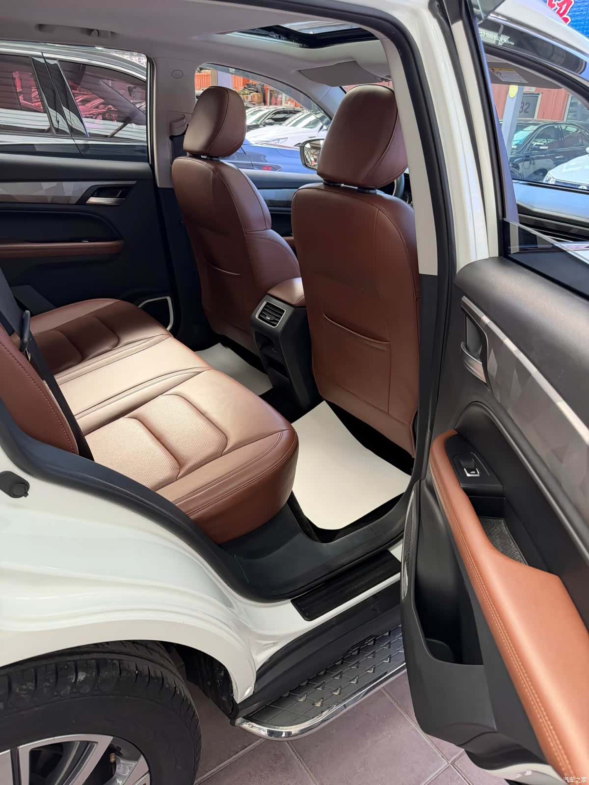 Geely X6, 2022 18