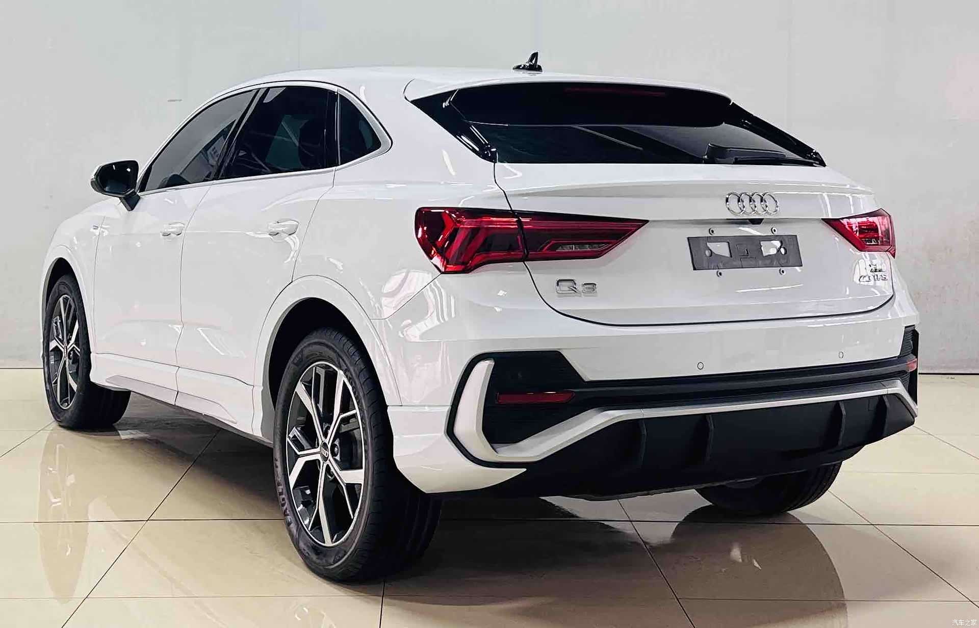 Audi Q3, 2021 8