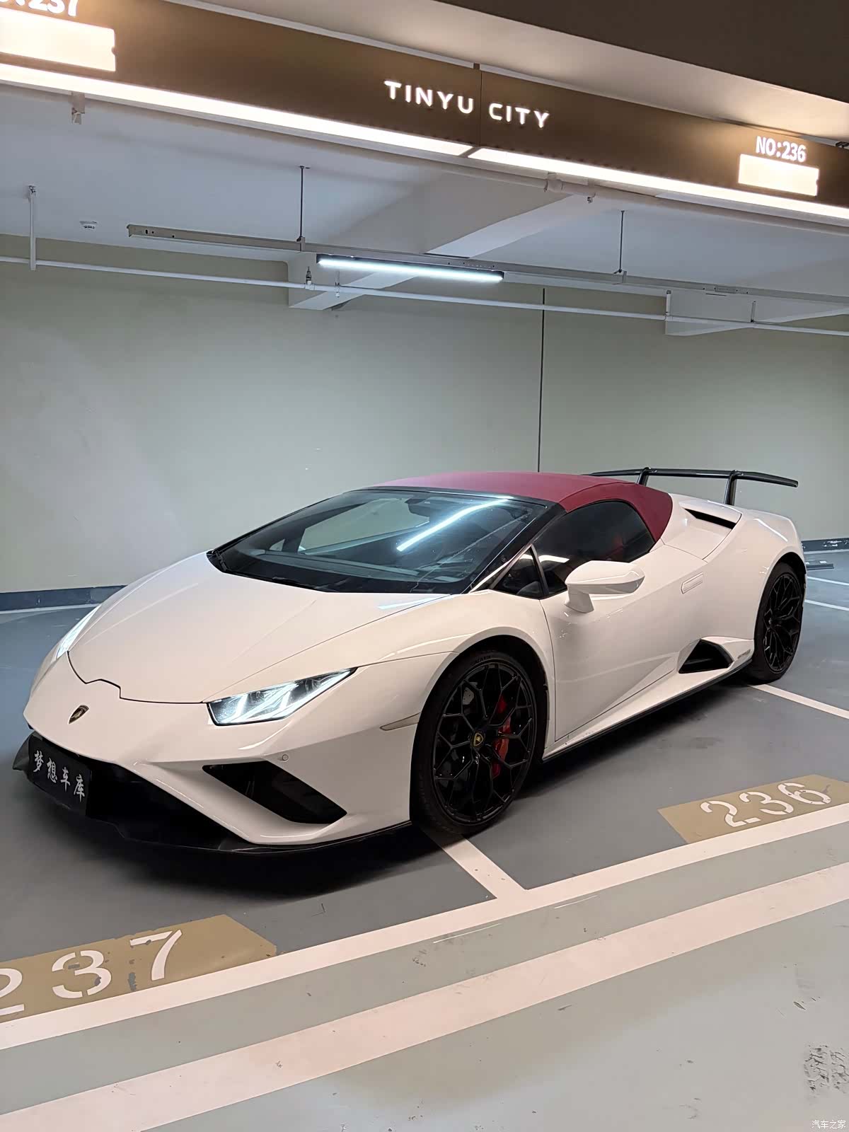 Lamborghini Huracán, 2021 13