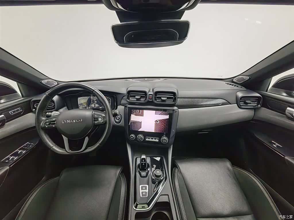 Lynk & Co 02, 2020 все фото